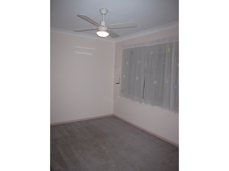 12  Bundarra Crt, Wattle Grove NSW 2173