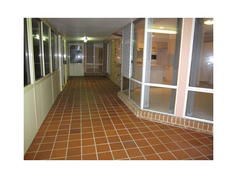 12  Bundarra Crt, Wattle Grove NSW 2173