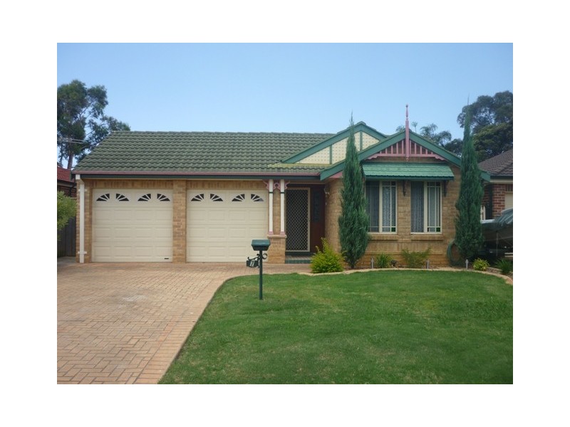 7 Barwon Crt, Wattle Grove NSW 2173
