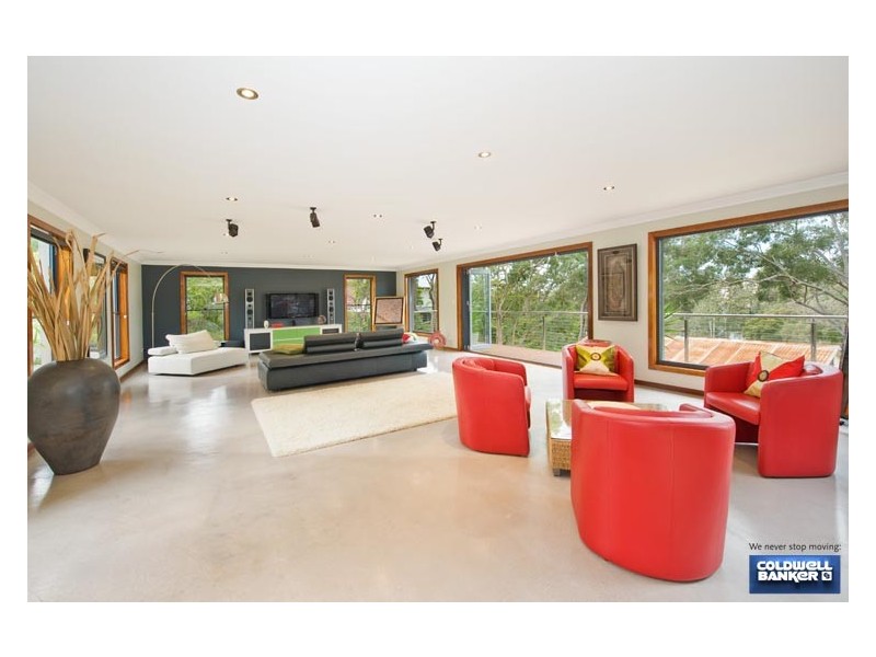 54  St George Cres, Sandy Point NSW 2172