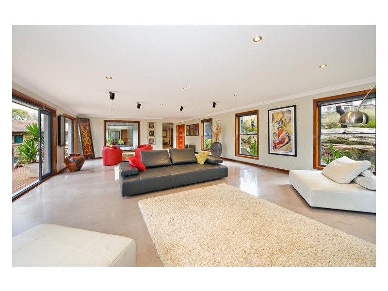 54  St George Cres, Sandy Point NSW 2172