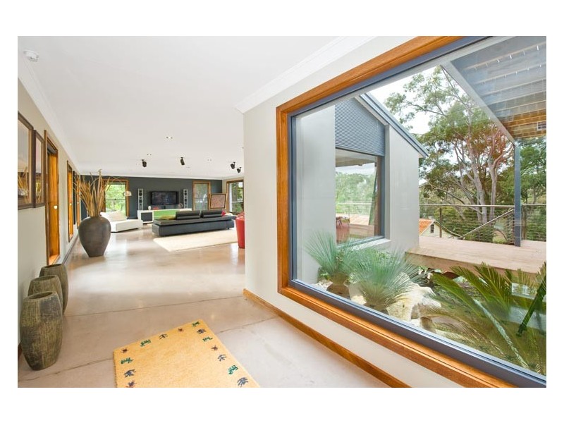 54  St George Cres, Sandy Point NSW 2172