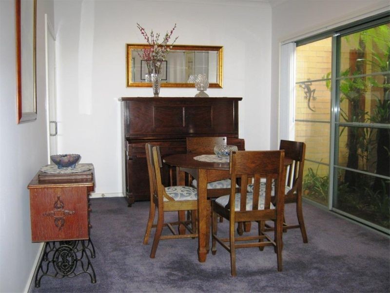 1/20  Continua Crt, Wattle Grove NSW 2173