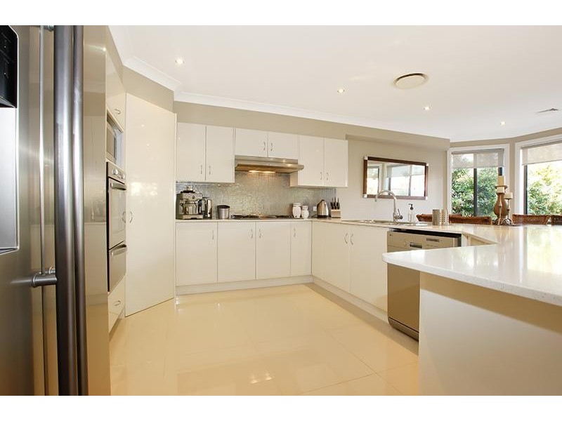 14  Beddington Crt, Wattle Grove NSW 2173