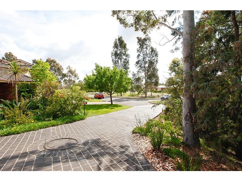 14  Beddington Crt, Wattle Grove NSW 2173