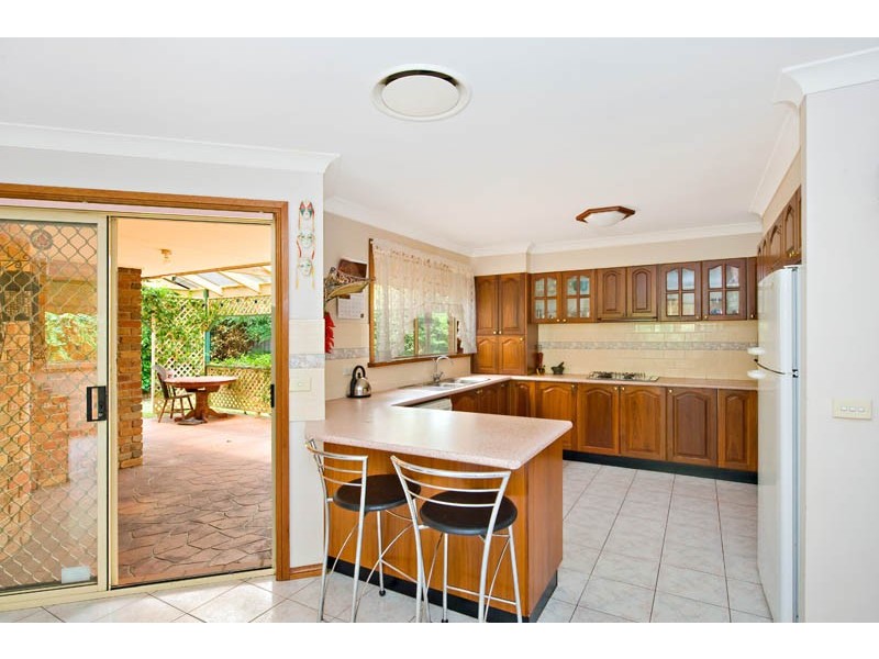 22  Castlerock Crt, Wattle Grove NSW 2173