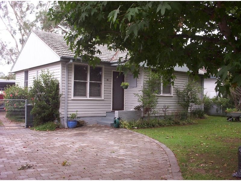 24 Salamaua Crescent, Holsworthy NSW 2173