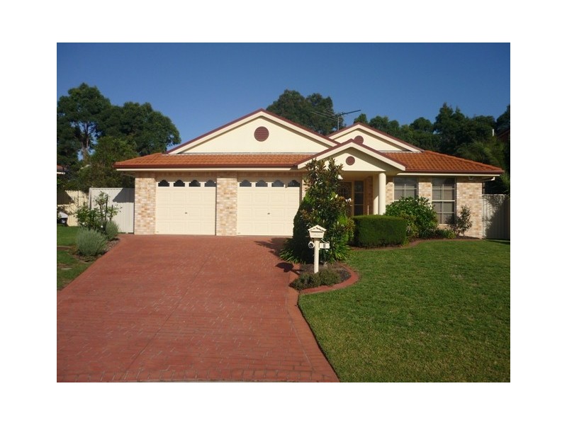 8 Torch Street, Voyager Point NSW 2172