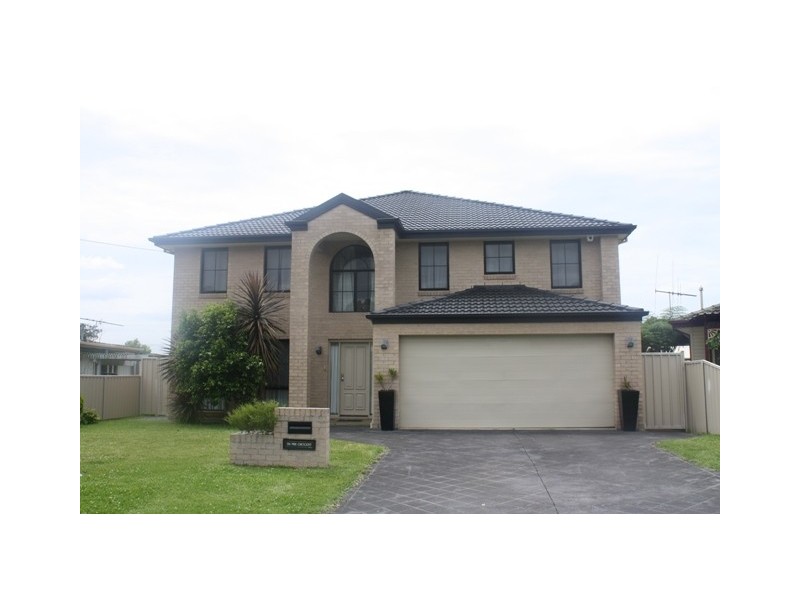 26 Miri Cres, Holsworthy NSW 2173