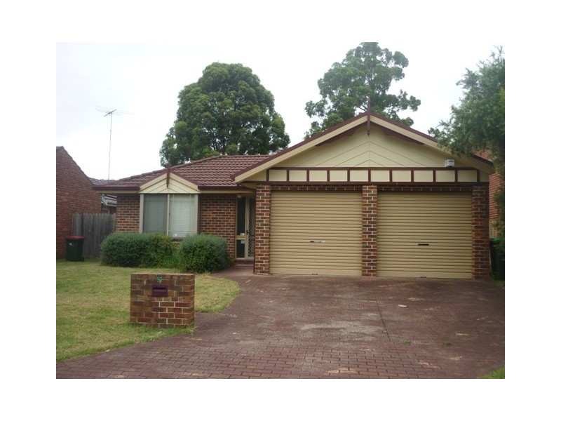 37 Burdikin Crt, Wattle Grove NSW 2173