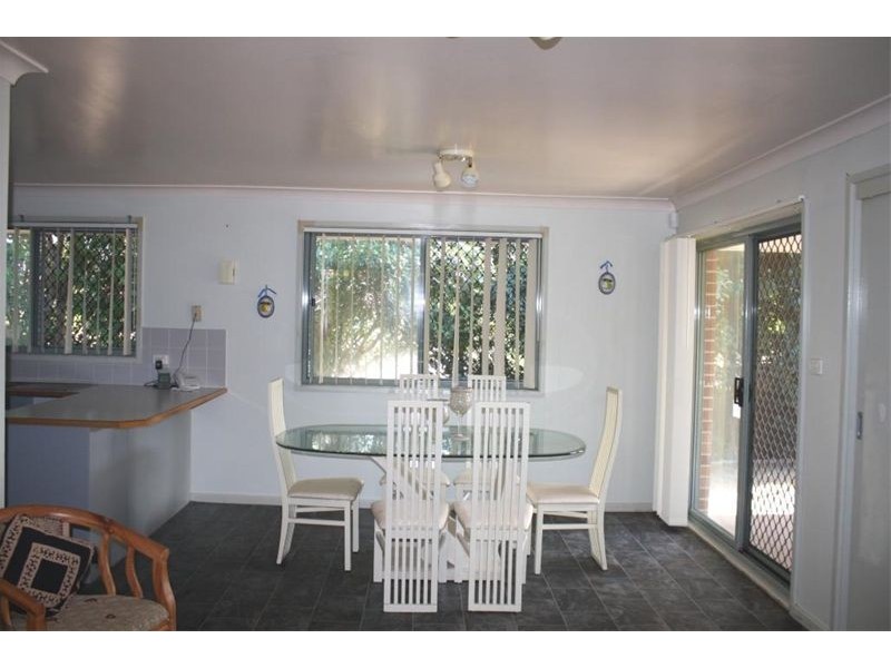 9  Ancura Crt, Wattle Grove NSW 2173