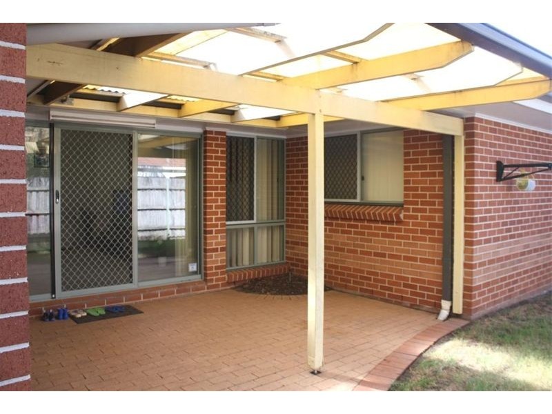 9  Ancura Crt, Wattle Grove NSW 2173