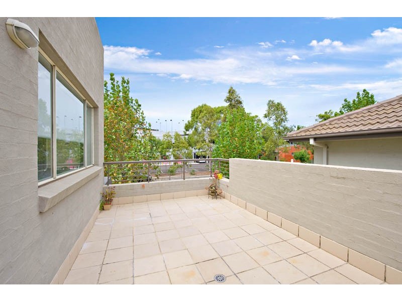 2/21  The Boulevarde, Holsworthy NSW 2173