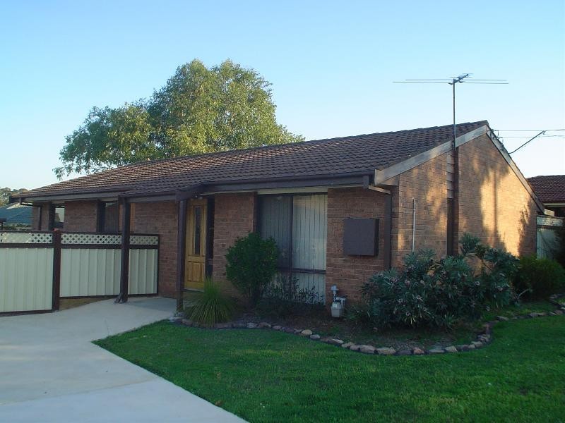 150 Bardia Pde, Holsworthy NSW 2173