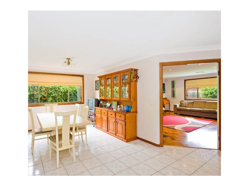 22  Castlerock Crt, Wattle Grove NSW 2173