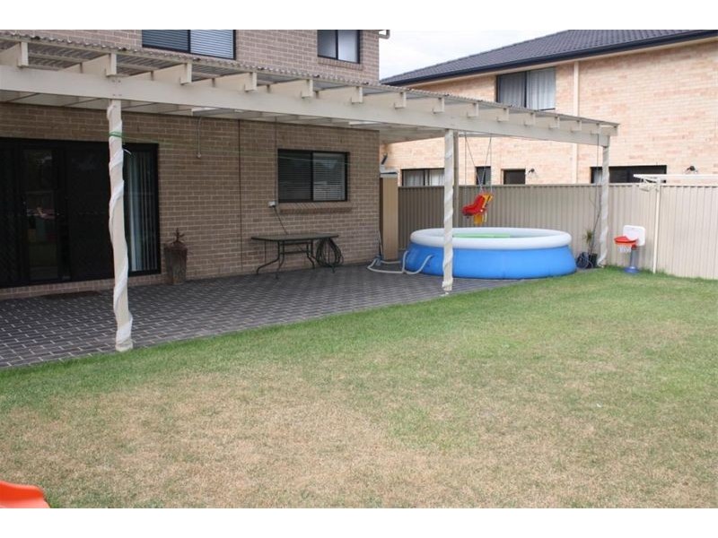 8  Culgoa Crt, Wattle Grove NSW 2173