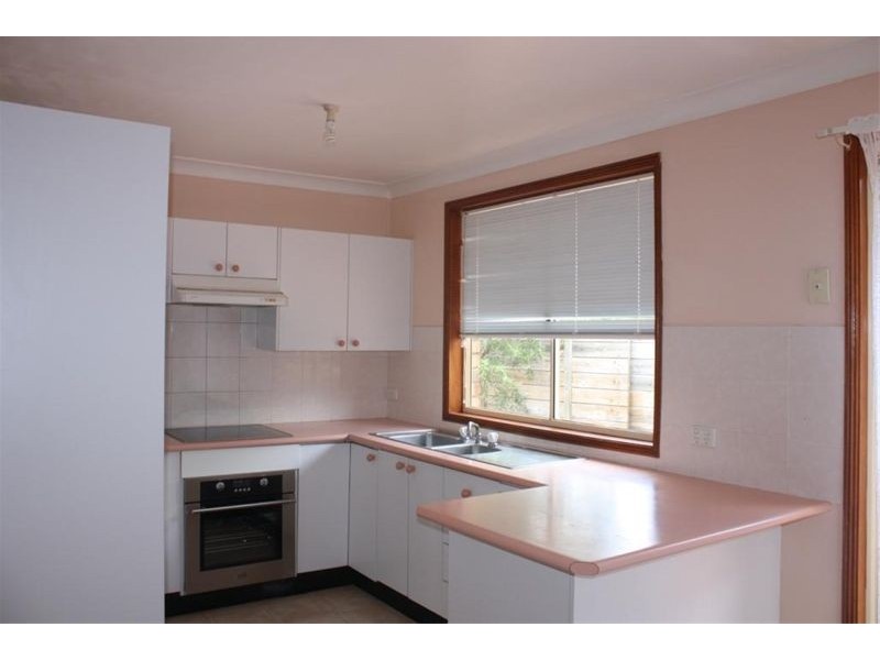 26  Wimbledon Crt, Wattle Grove NSW 2173