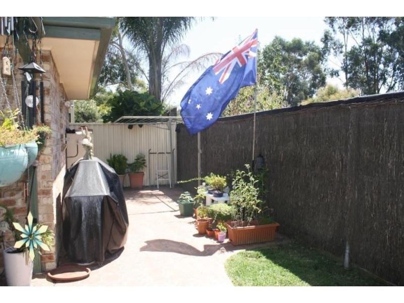 7  Glenelg Crt, Wattle Grove NSW 2173