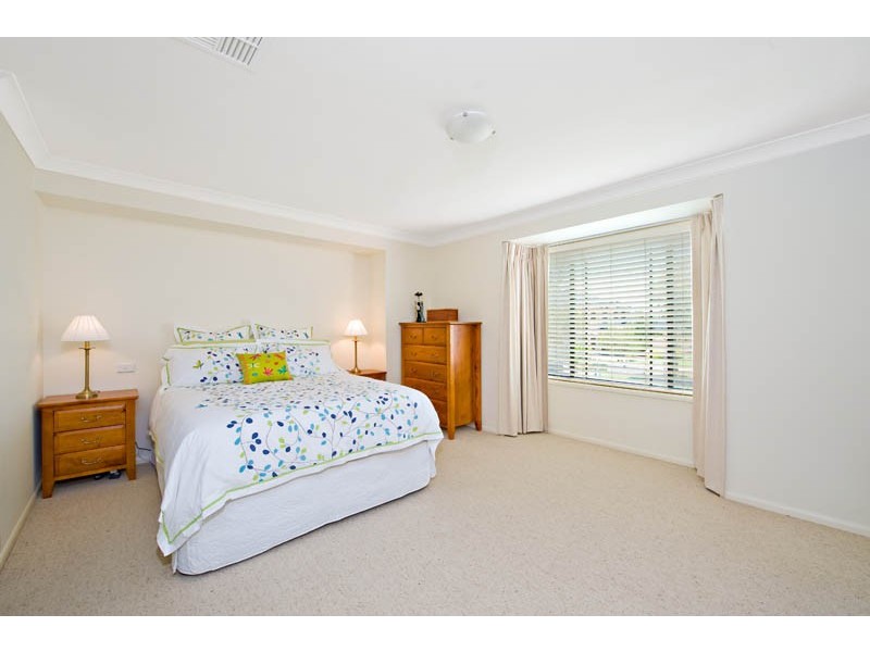 16 Hovea Crt, Voyager Point NSW 2172
