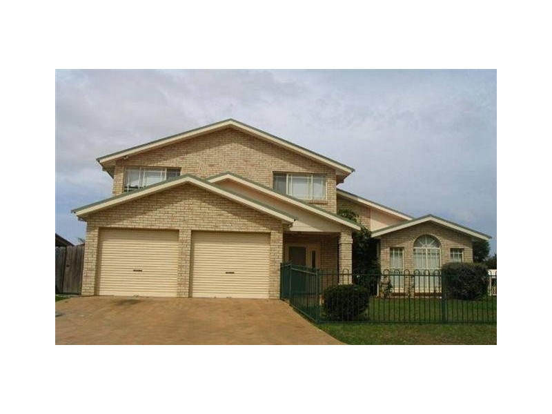 3 Jimbour Crt, Wattle Grove NSW 2173