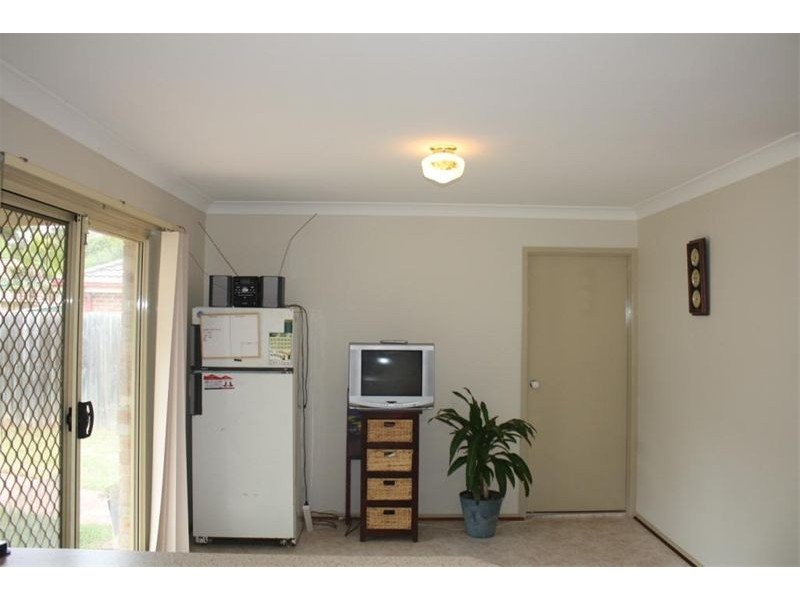 34  Kinchega Crt, Wattle Grove NSW 2173