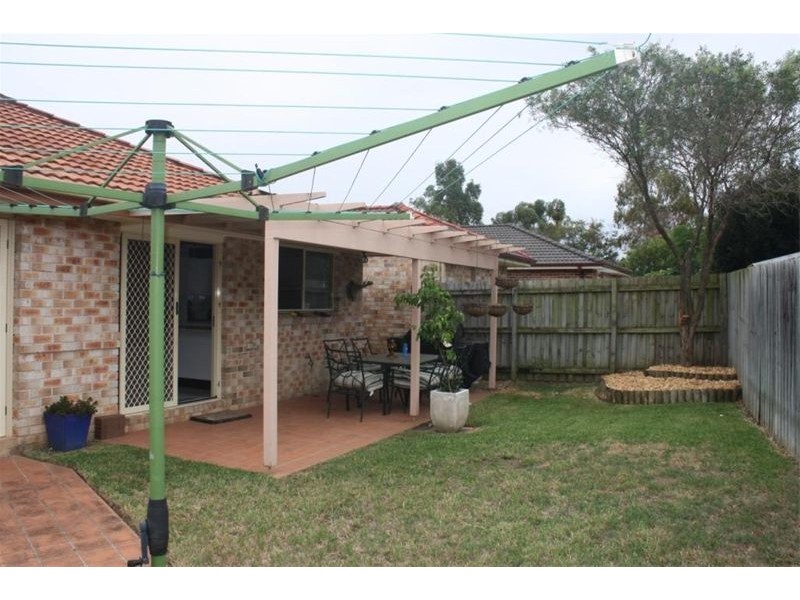 34  Kinchega Crt, Wattle Grove NSW 2173