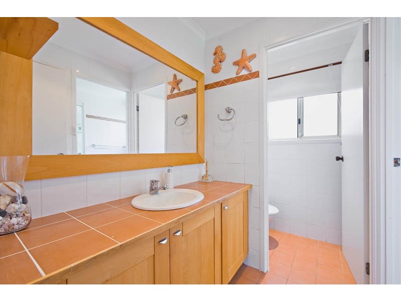 19  Kinross Crt, Wattle Grove NSW 2173