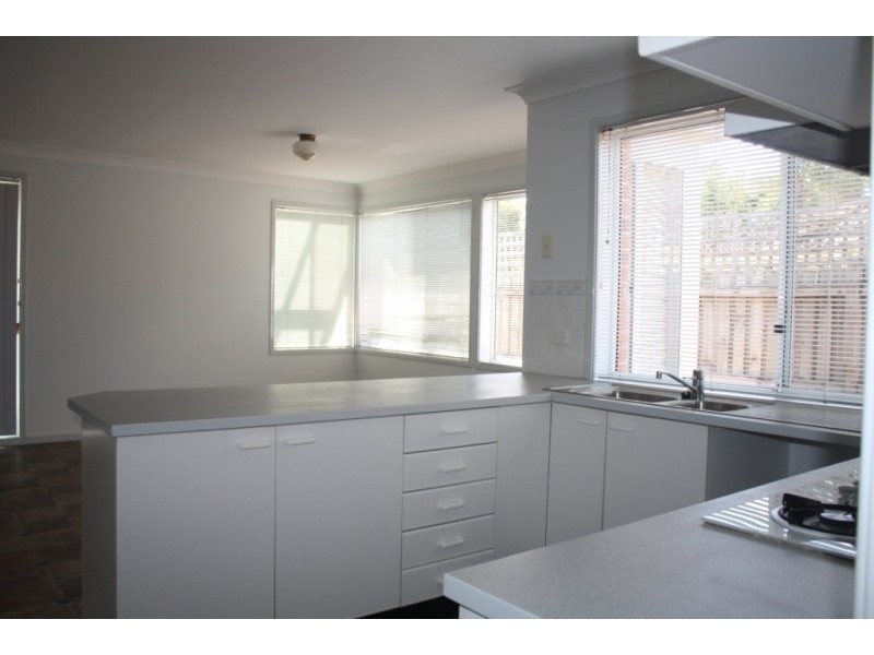 46 Corryton Crt, Wattle Grove NSW 2173