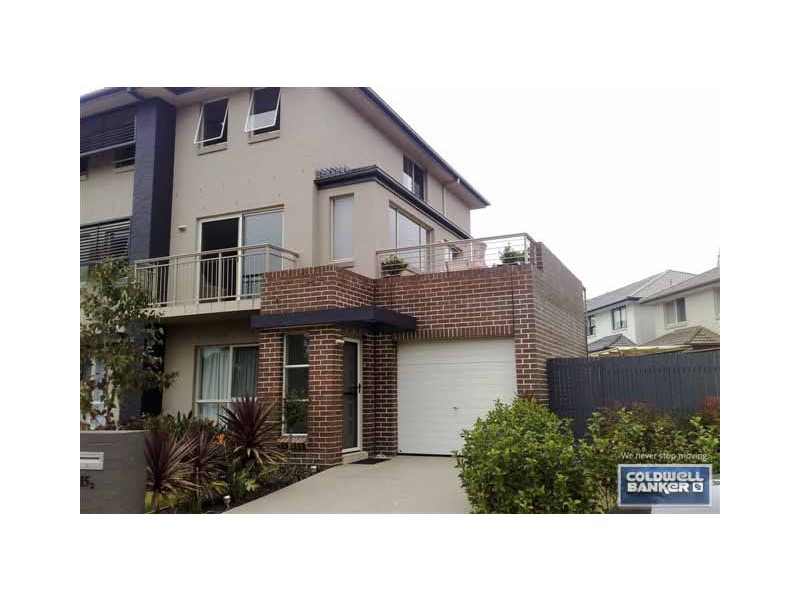 2/15  Parkwood Rd, Holsworthy NSW 2173
