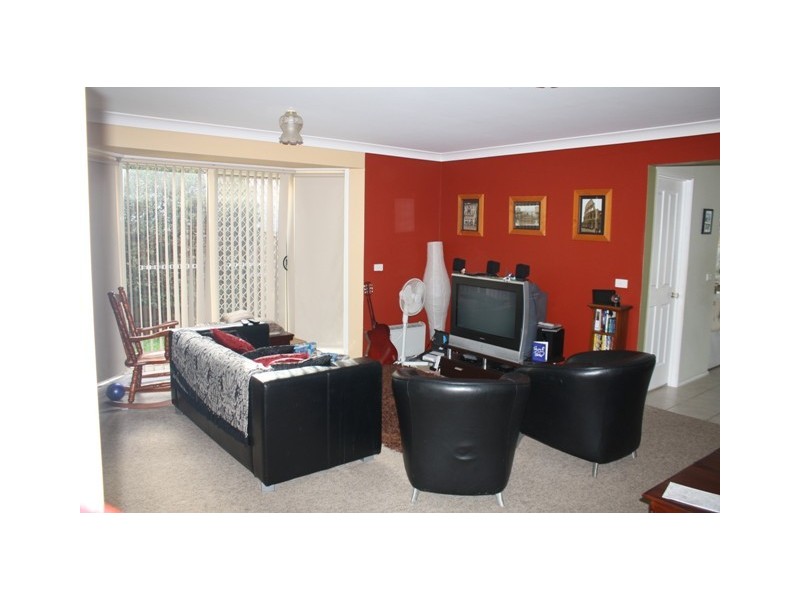 103 Pine Rd, Casula NSW 2170