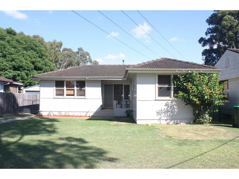 81  Derna Rd, Holsworthy NSW 2173