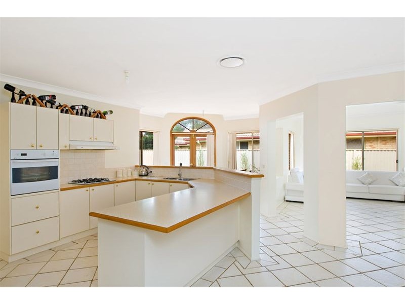 1 Sirius Rd, Voyager Point NSW 2172