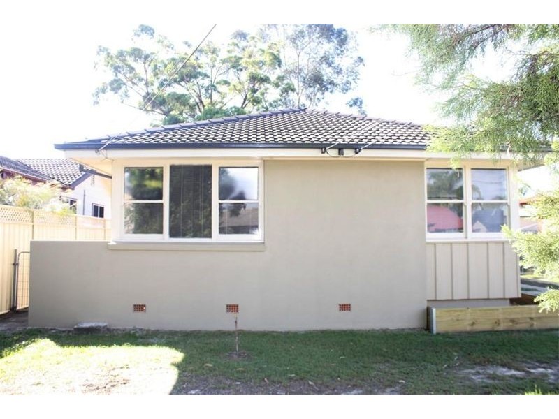 28 Lae Rd, Holsworthy NSW 2173
