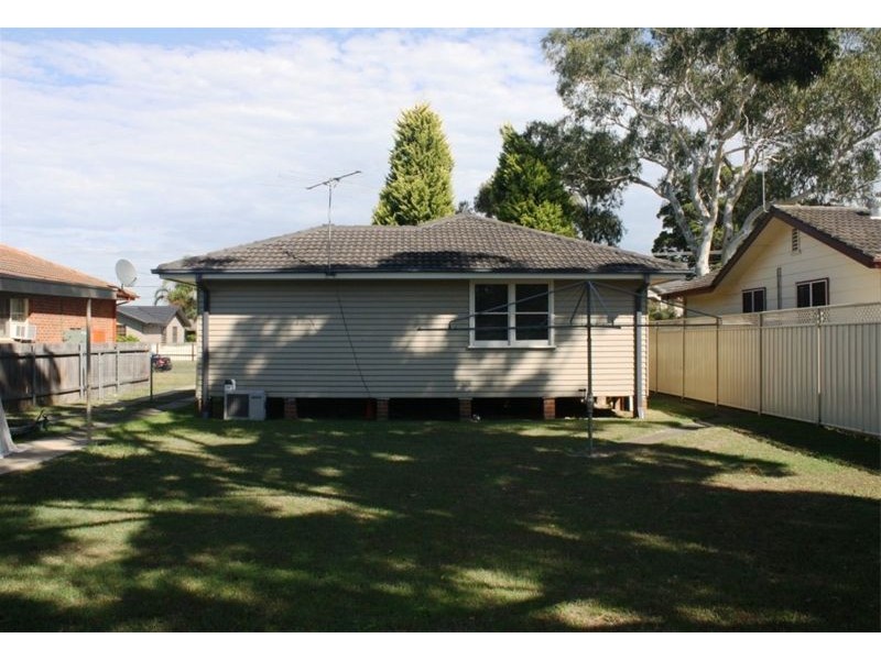 28 Lae Rd, Holsworthy NSW 2173