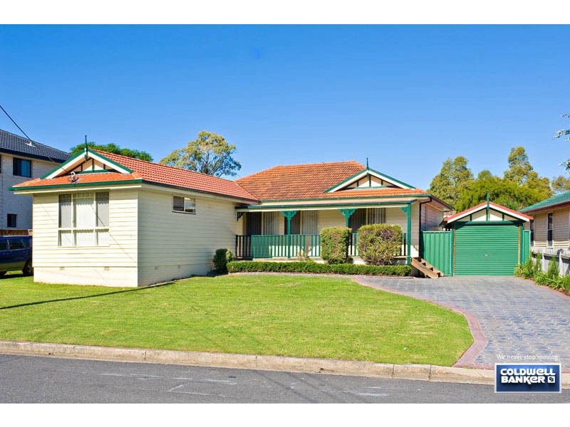 25  Miri Cres, Holsworthy NSW 2173
