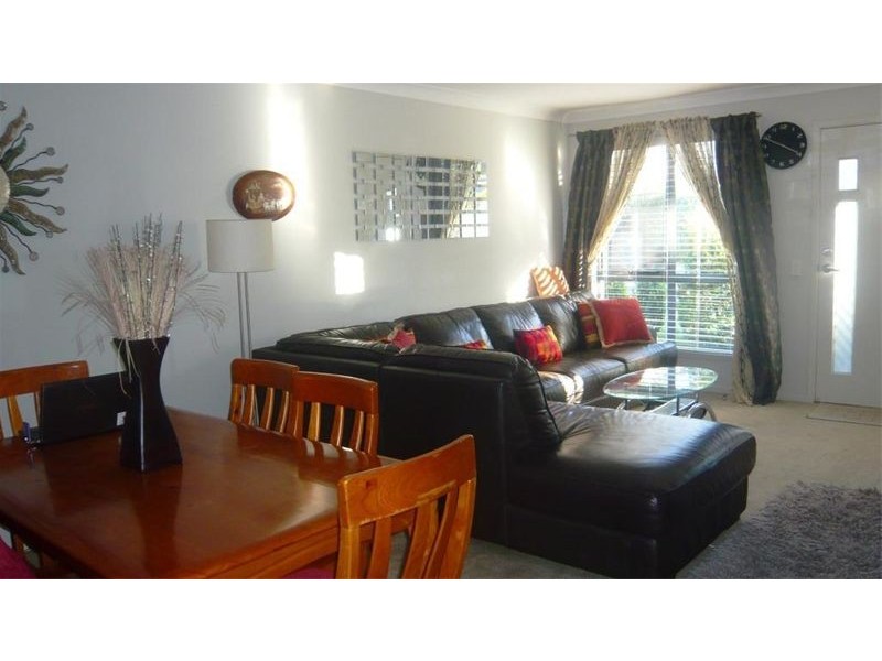 24 Margate Ave, Holsworthy NSW 2173