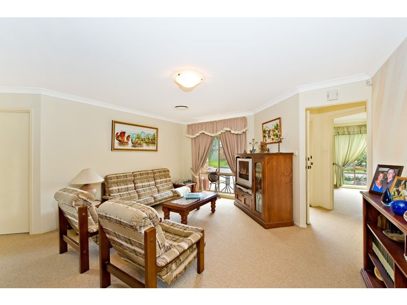 6  Kinchega Court, Wattle Grove NSW 2173