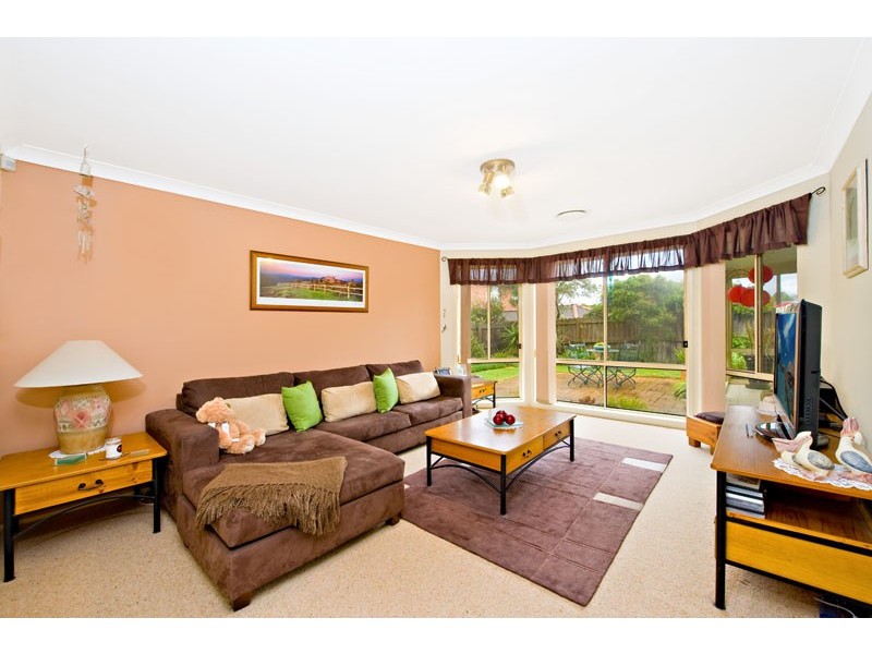 6  Kinchega Court, Wattle Grove NSW 2173