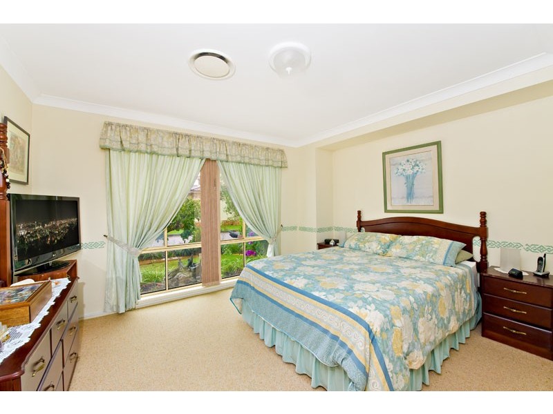 6  Kinchega Court, Wattle Grove NSW 2173