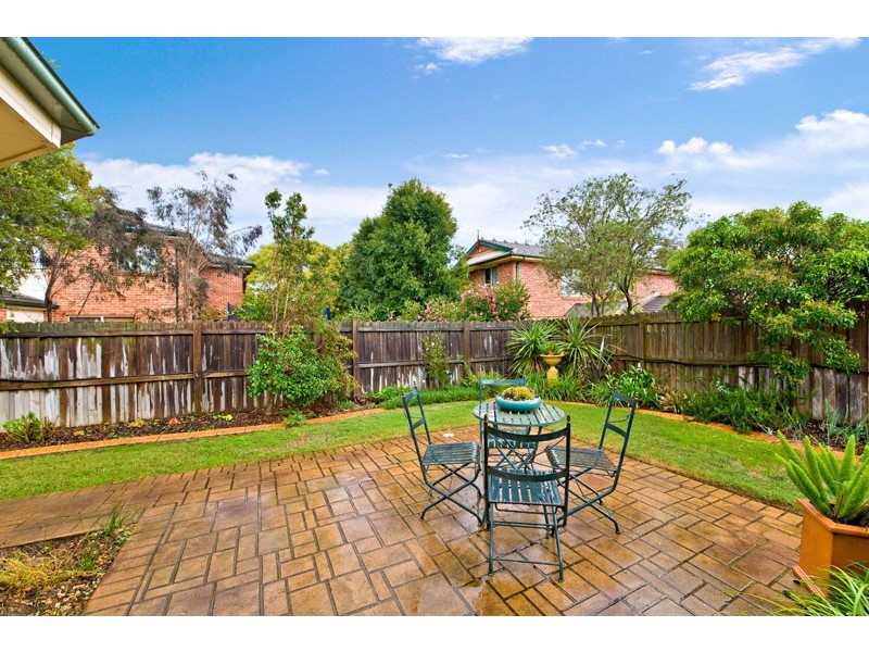 6  Kinchega Court, Wattle Grove NSW 2173