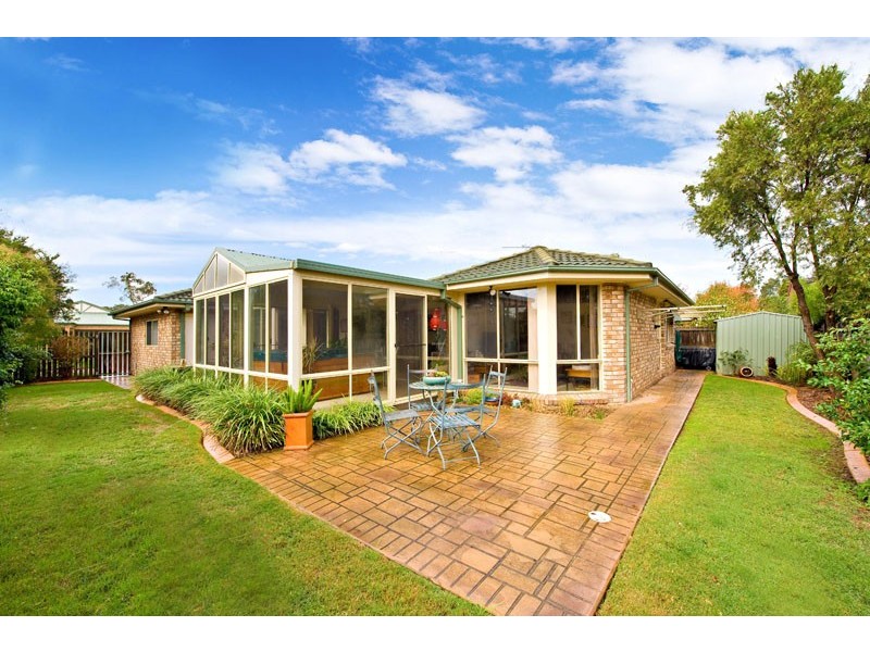 6  Kinchega Court, Wattle Grove NSW 2173