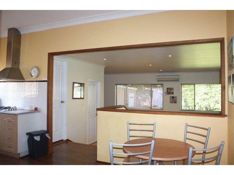 17  Birdwood Ave, Wattle Grove NSW 2173