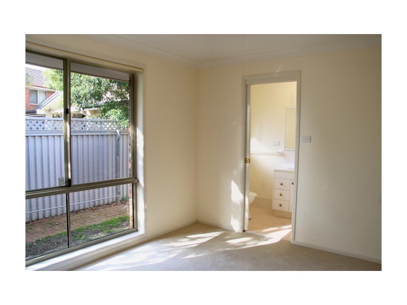 8 Pelorus Ave, Voyager Point NSW 2172