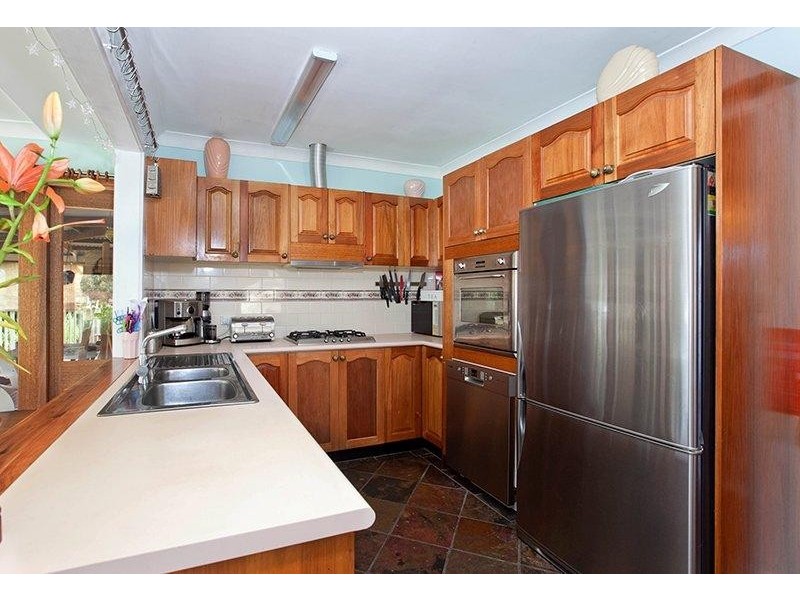 27 Miri Cres, Holsworthy NSW 2173