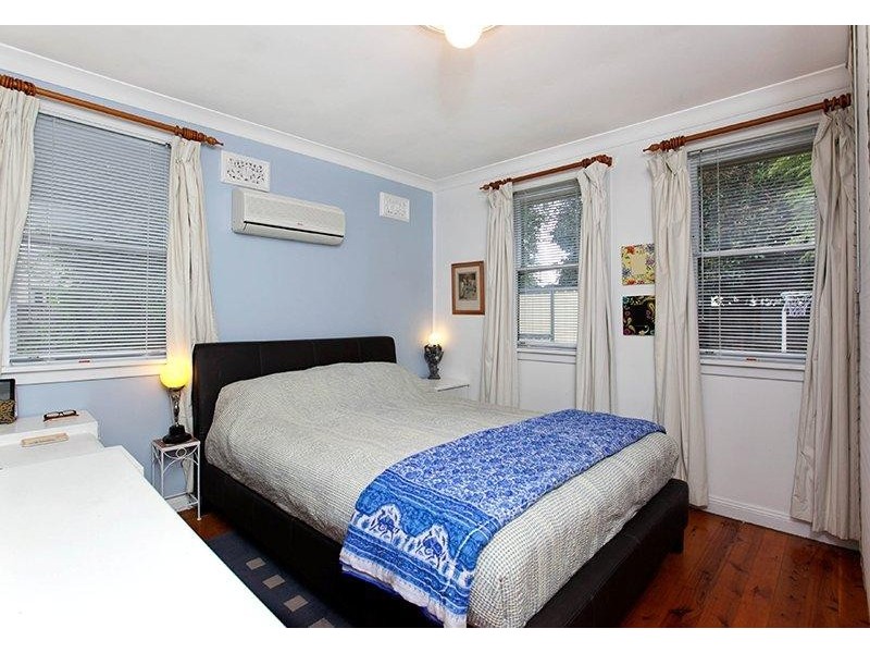 27 Miri Cres, Holsworthy NSW 2173