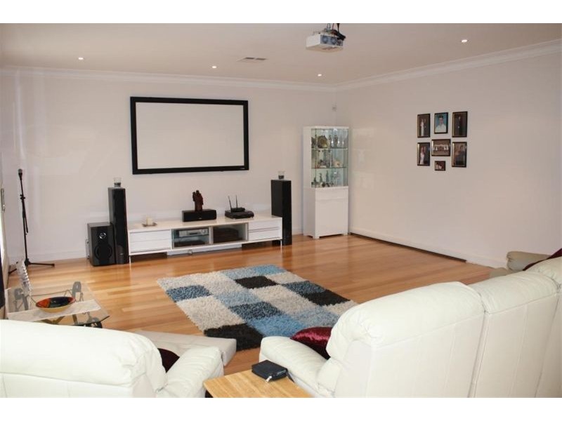 Voyager Point NSW 2172