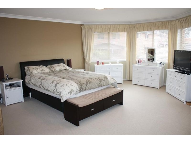 Voyager Point NSW 2172