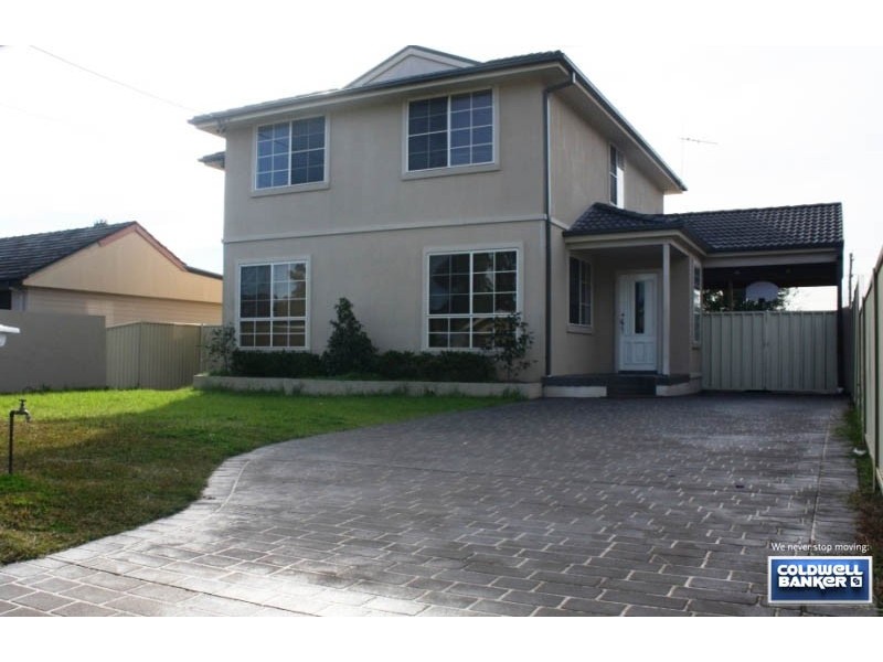 10 Miri Cr, Holsworthy NSW 2173