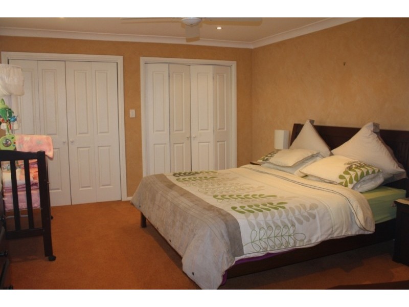 10 Miri Cr, Holsworthy NSW 2173