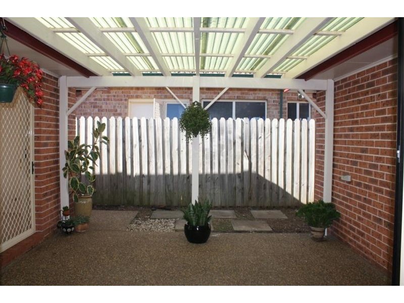 37 Woburn Abbey Court, Wattle Grove NSW 2173